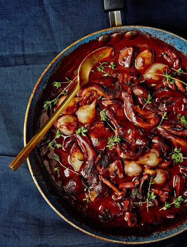 MUSHROOM BOURGUIGNON w/ Brown Rice & Green Beans