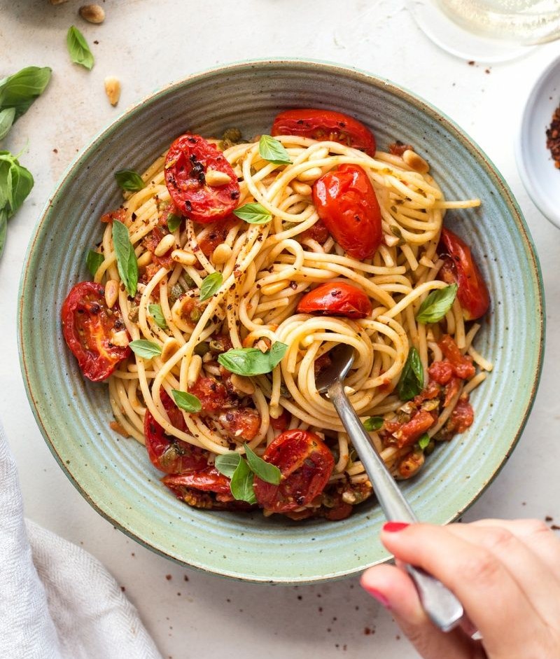 TRIPLE TOMATO & BASIL SPAGHETTI